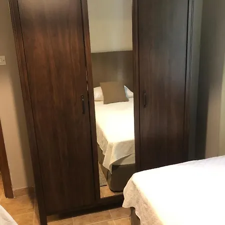 Hospitality M7 *
