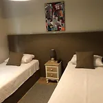 Hospitality M7 펜션