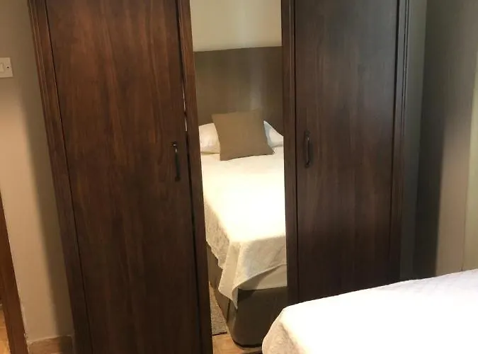 Hospitality M7 *